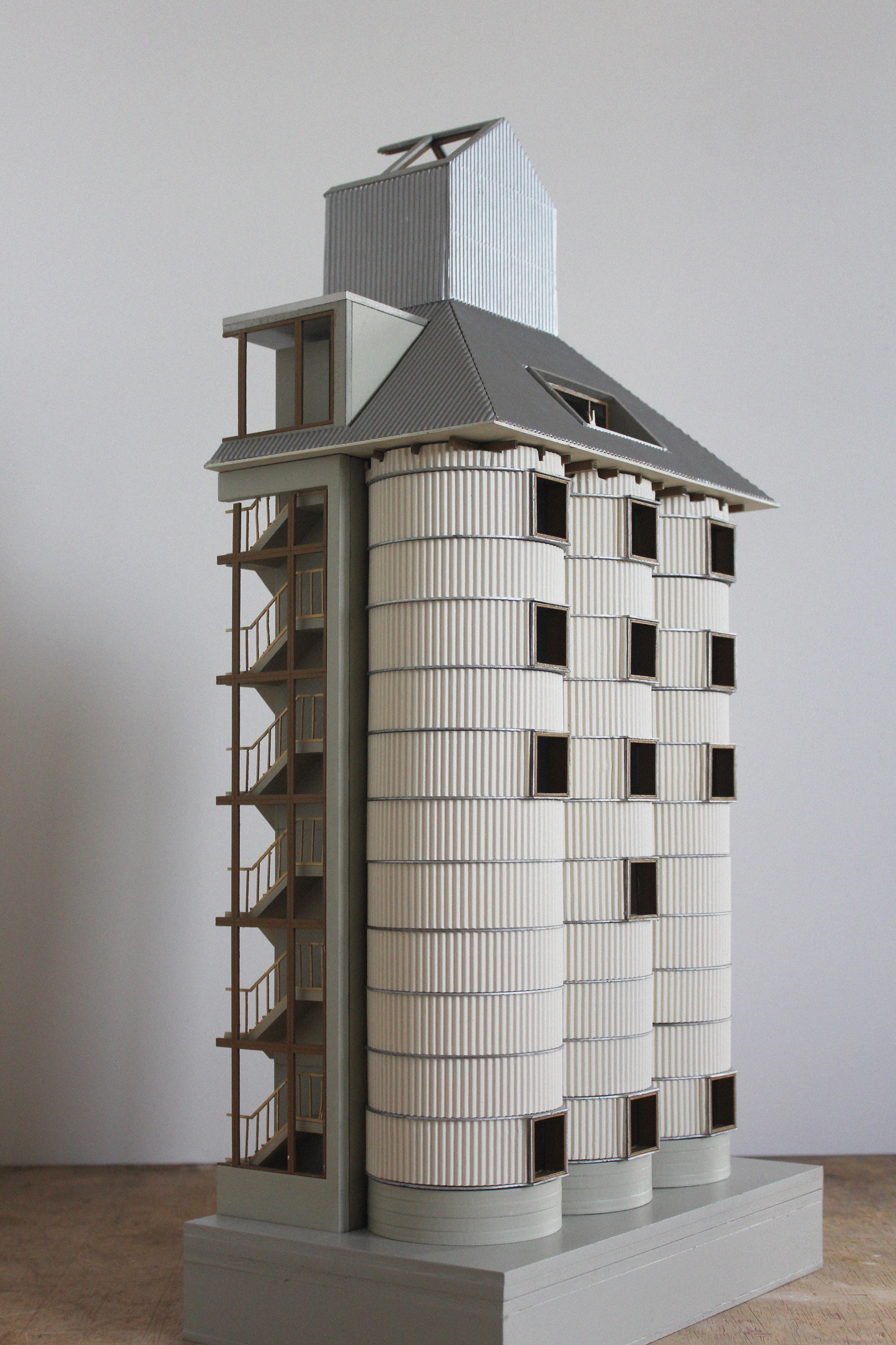 Jakob Jakobsen silo model 1:50 facade